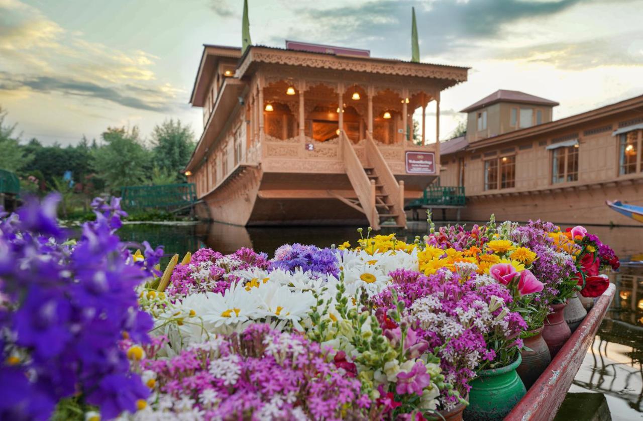 Welcomheritage Gurkha Houseboats Srinagar (Jammu and Kashmir)