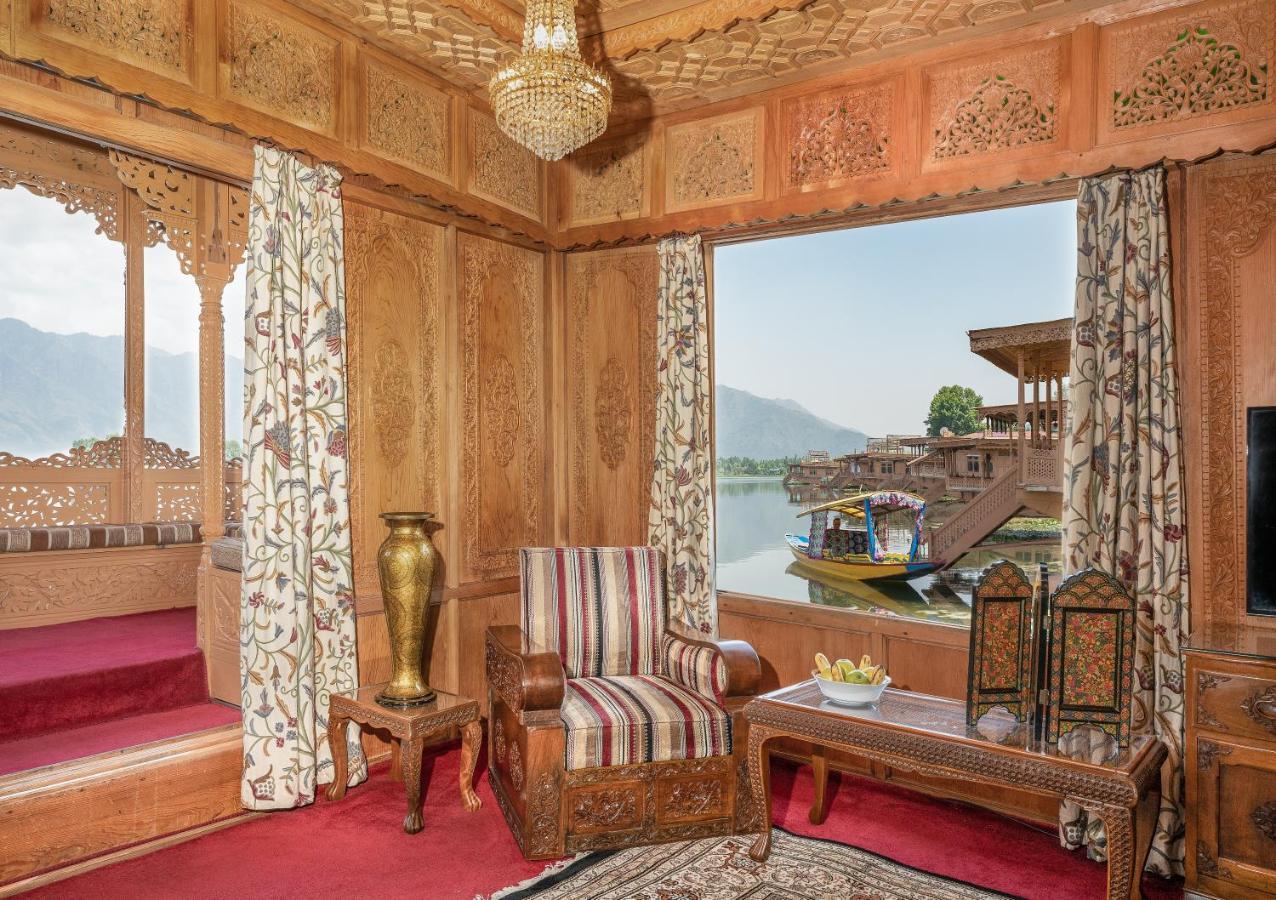 Welcomheritage Gurkha Houseboats Hotel Srinagar (Jammu and Kashmir)