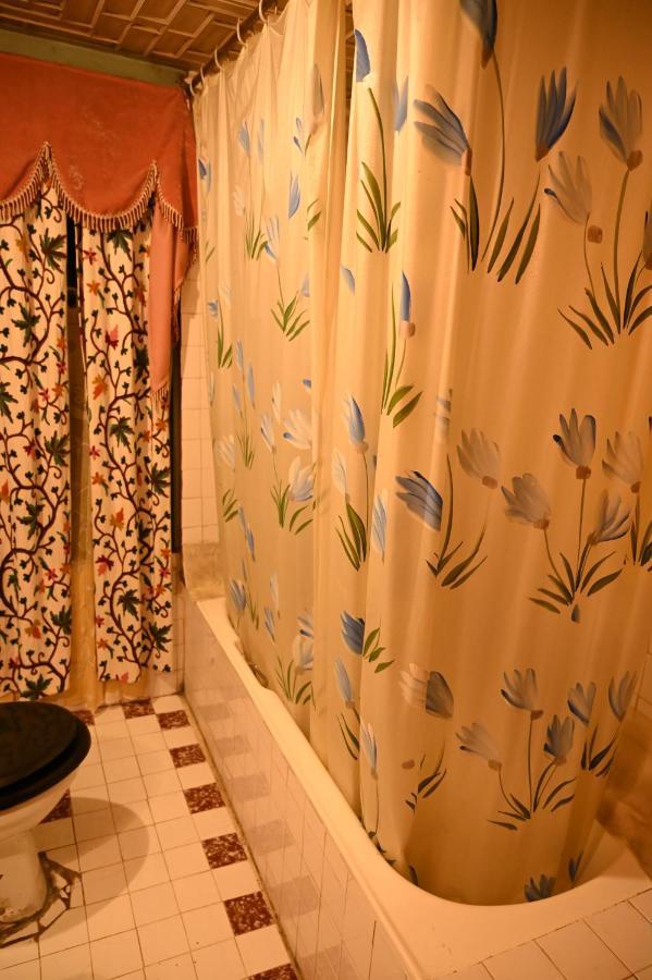 Kings Houseboats 3*