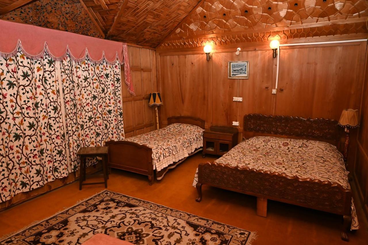 Inn Kings Houseboats 3*