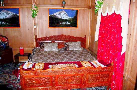 Houseboat Taj Palace Srinagar (Jammu and Kashmir)