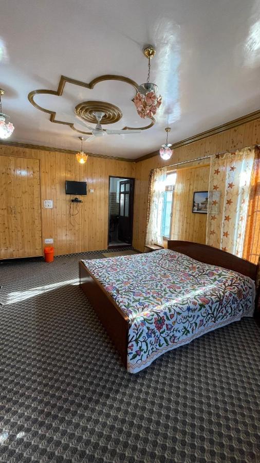 Dilaram Srinagar (Jammu and Kashmir)