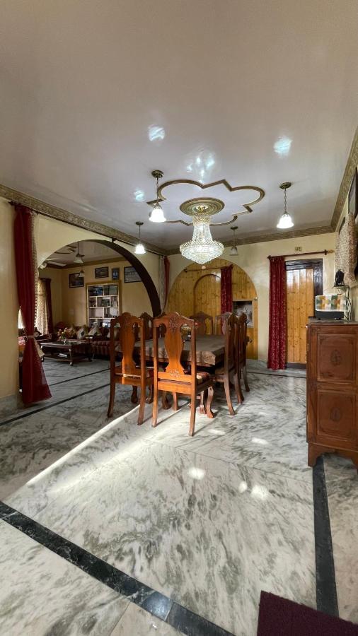 Dilaram Srinagar (Jammu and Kashmir)