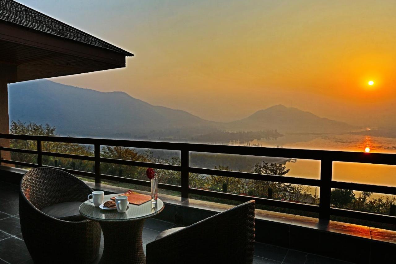 Taj Dal View Hotel Srinagar (Jammu and Kashmir)