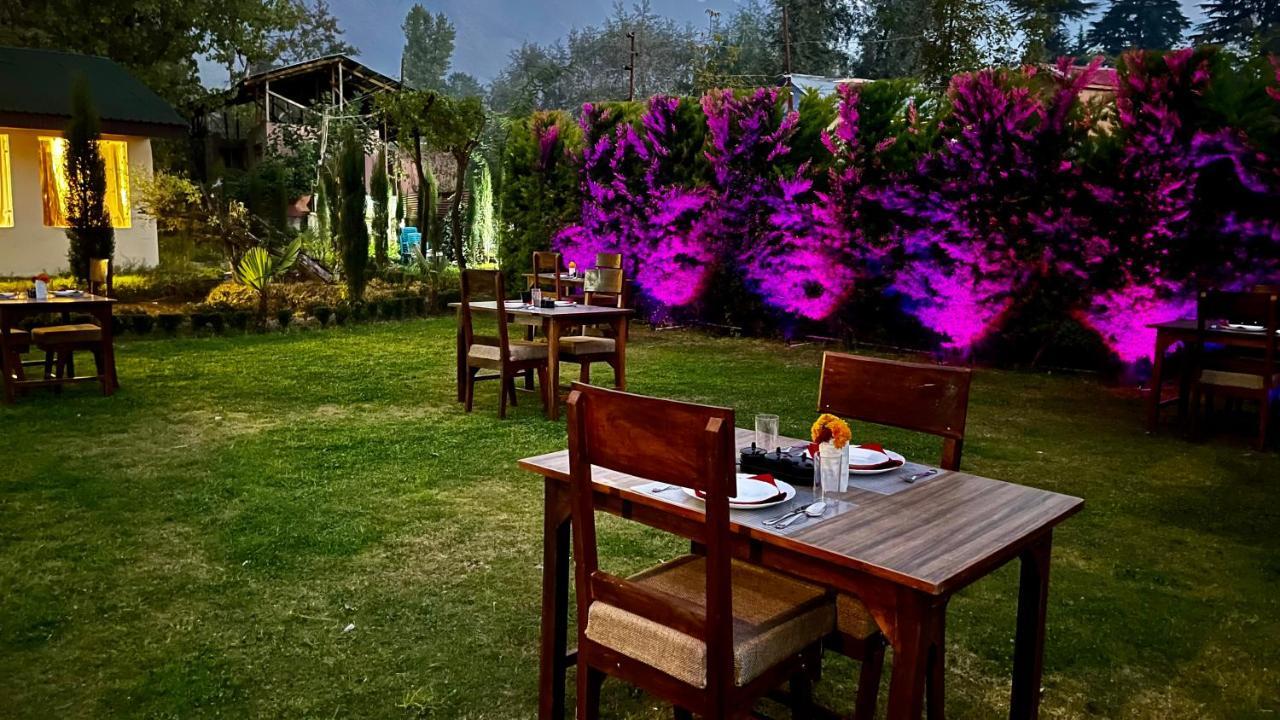 Lake Avenue, Dal Lake By Pattern Hotel