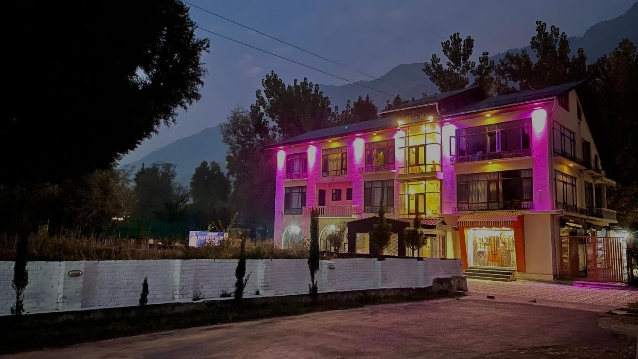 Hotel Lake Avenue, Dal Lake By Pattern 3*