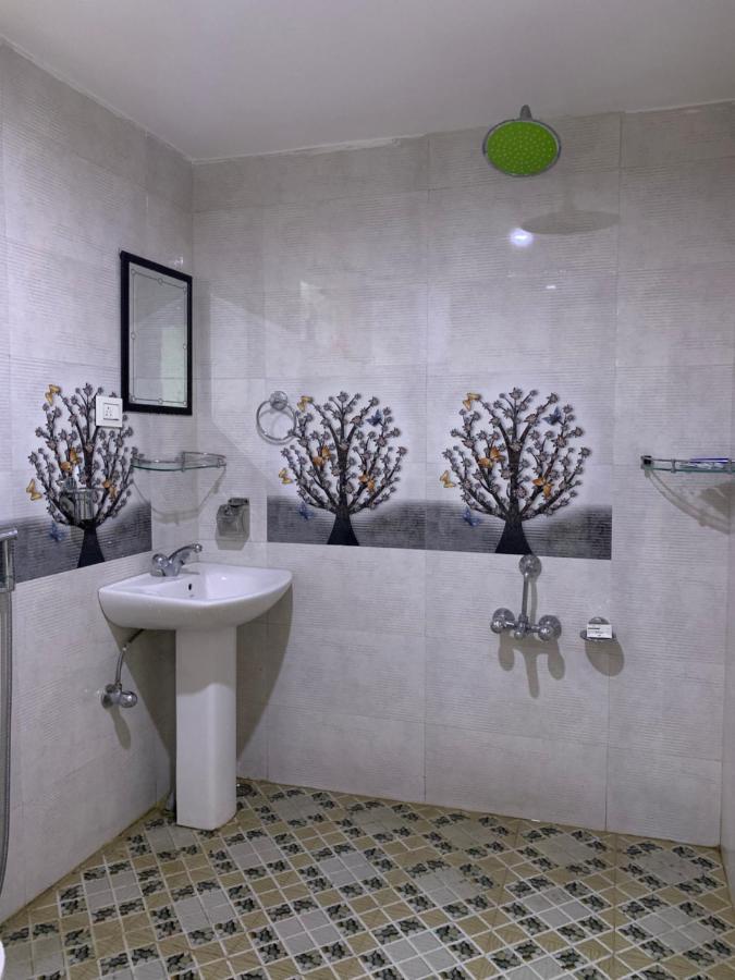 Hotel Crescent 3*