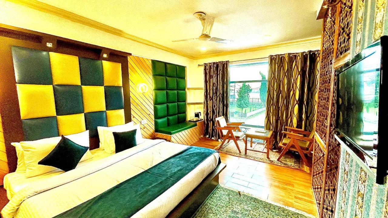 Lake Avenue, Dal Lake By Pattern Hotel Srinagar (Jammu and Kashmir)