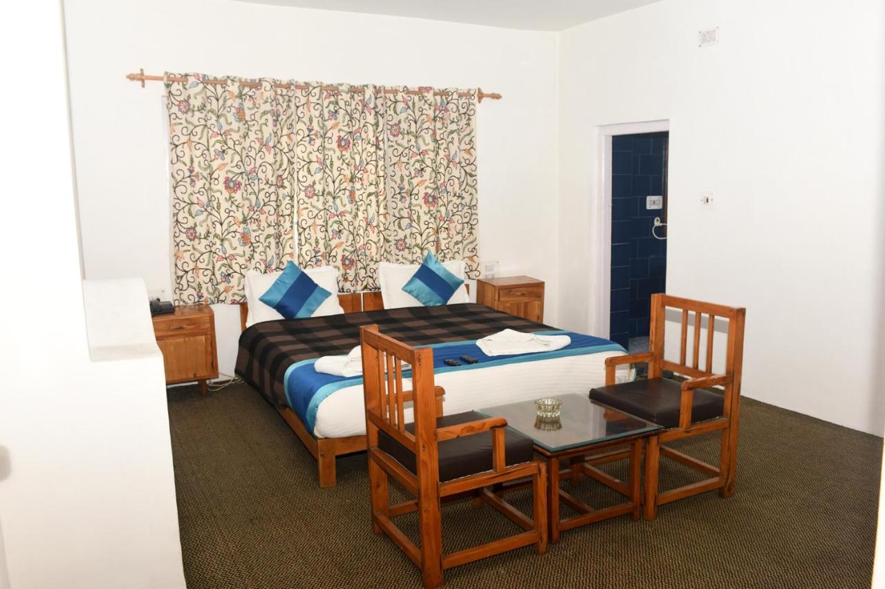 Ashai Hotel 2*