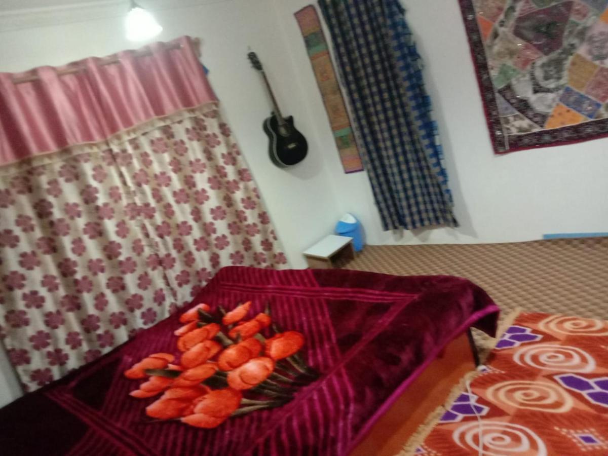 Homestay Karnai Resort *