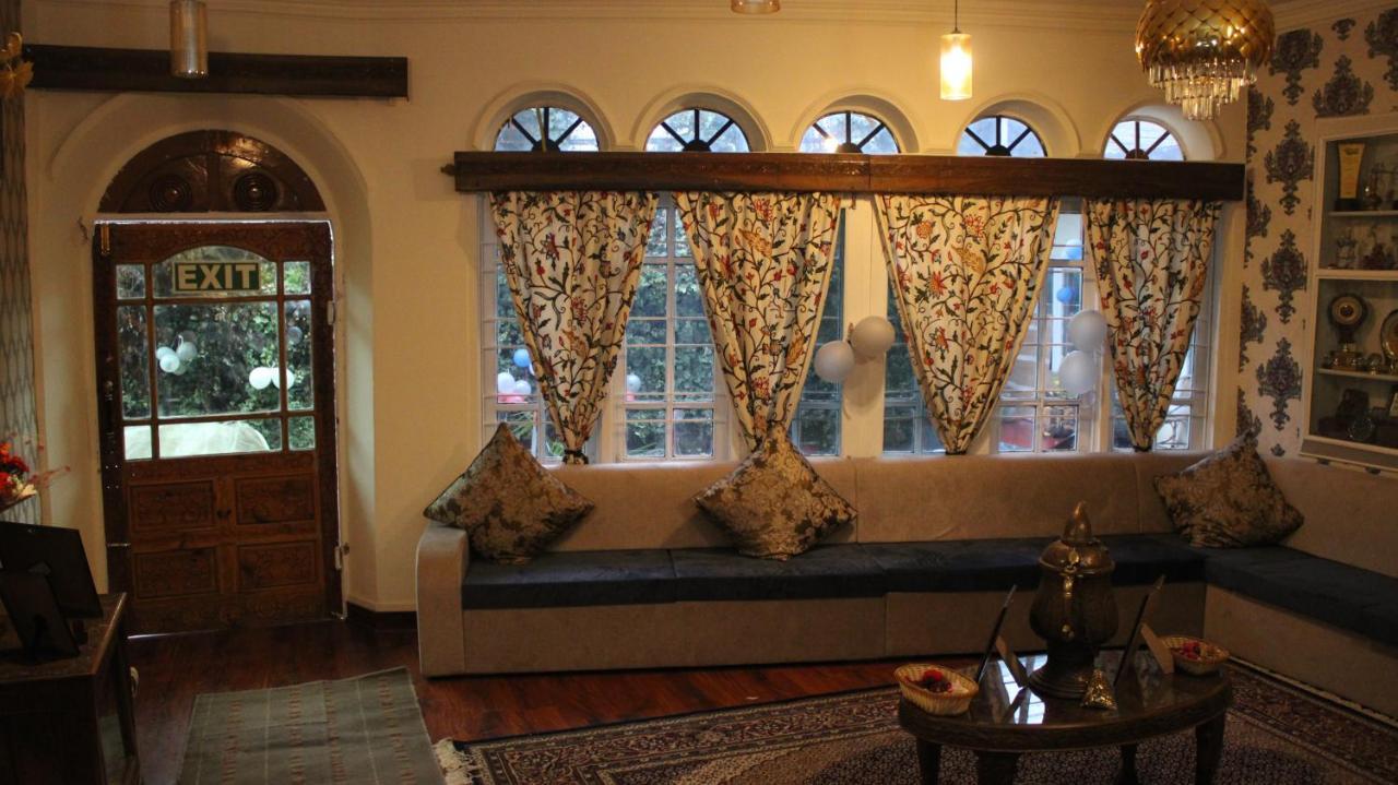 Heritage Rose Inn 4* Srinagar (Jammu and Kashmir)