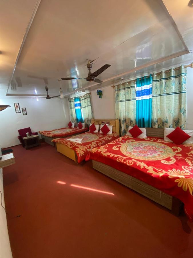 Hotel Young Mamta 3*