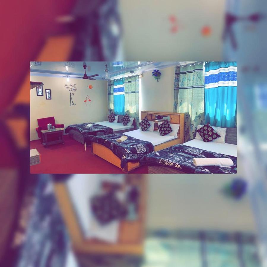 Hotel Young Mamta 3*