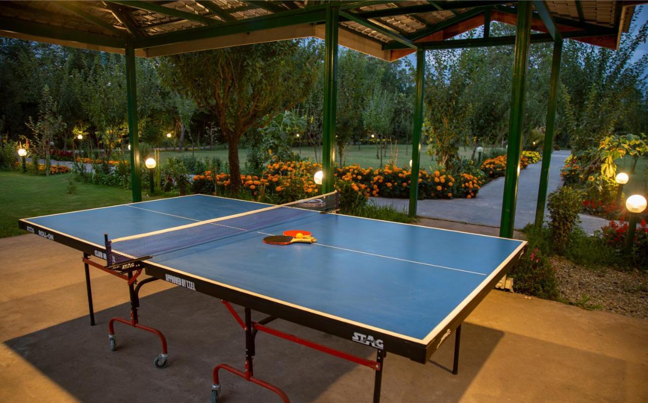 The Orchard Retreat & 5*