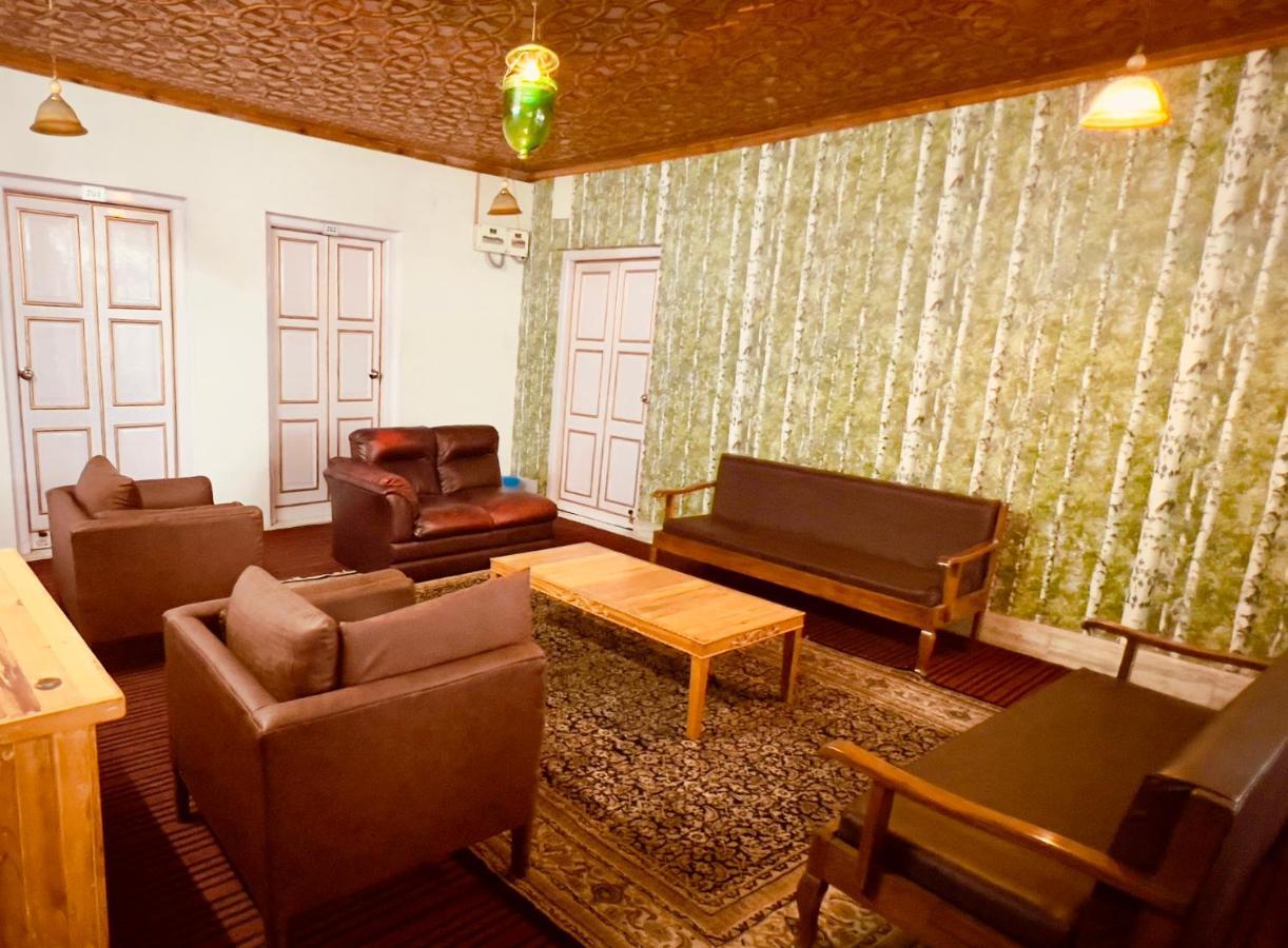 Ashai Hotel 2*