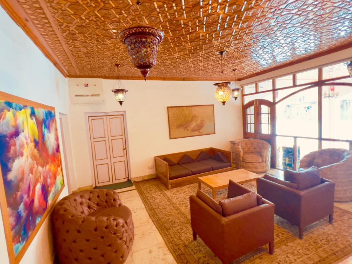 Hotel Ashai 2*