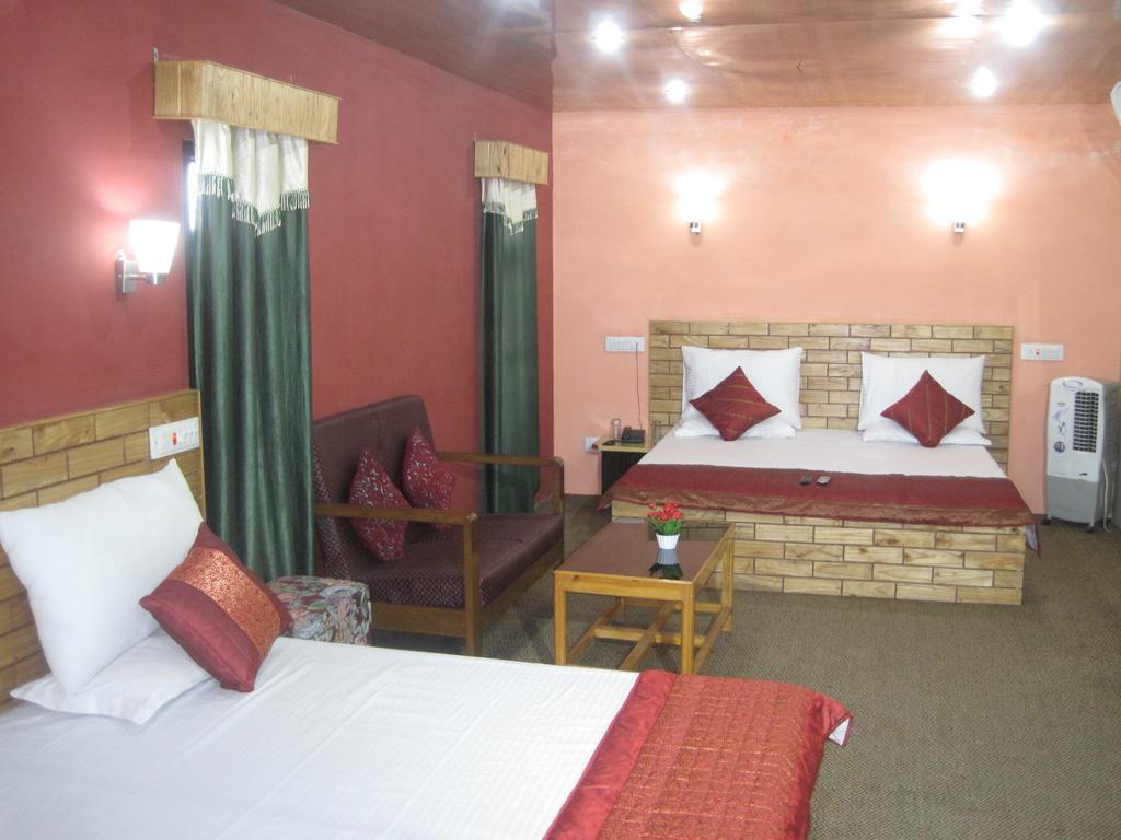 Kashmir Hotel