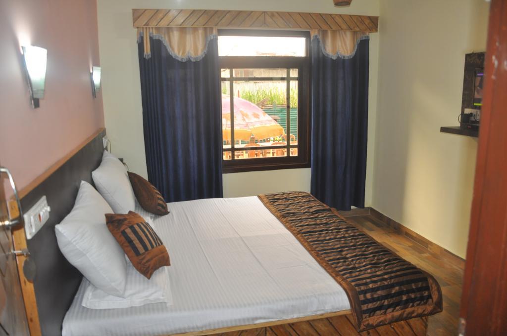 Hotel Kashmir