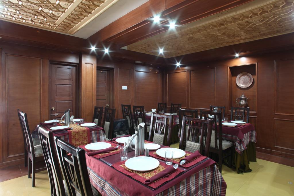 Hotel Sadaf
