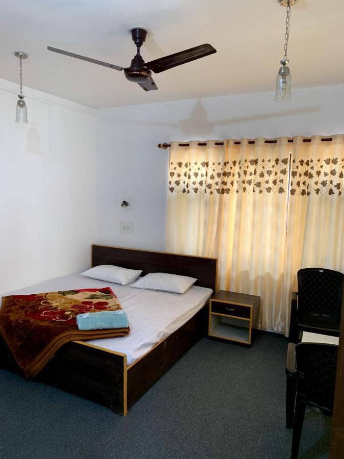 Guest house Ta Hayat Srinagar (Jammu and Kashmir)