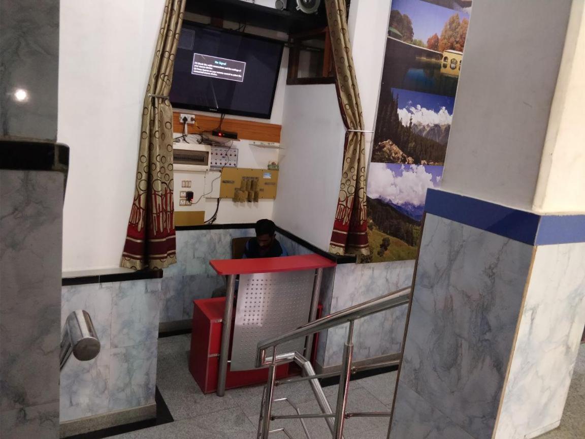 Kashmir Q Residency Hotel Srinagar (Jammu and Kashmir)