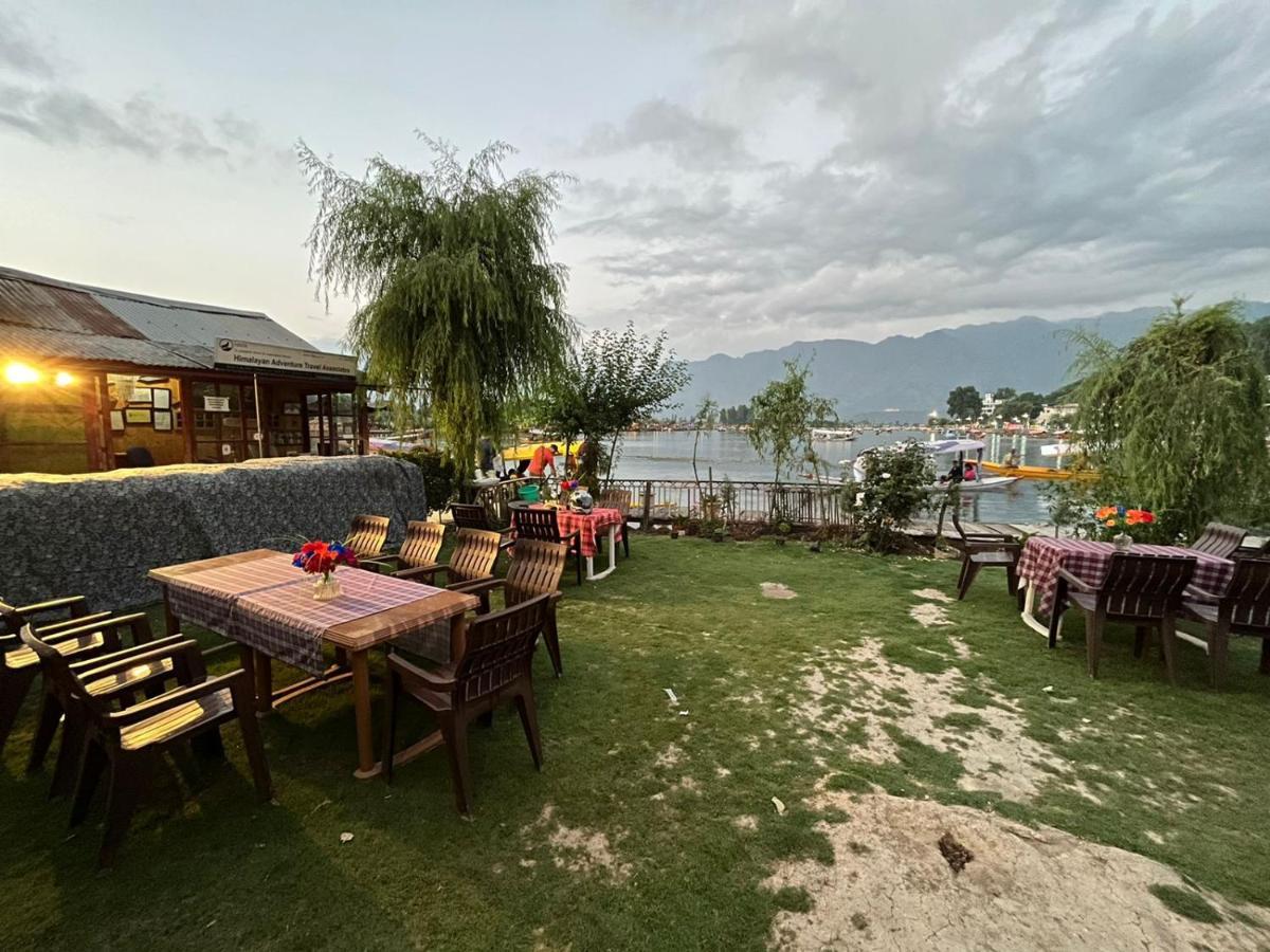 Lake Side Hotel