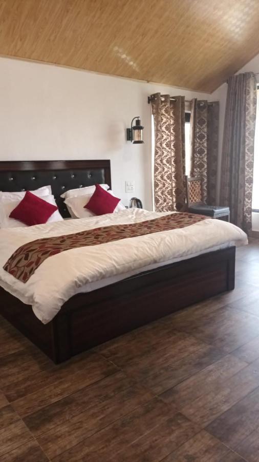 Homestay Petals Of Chinar Hospitality Srinagar (Jammu and Kashmir)