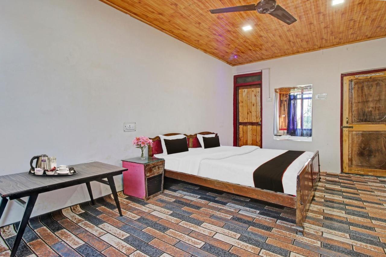 Lake Side Hotel 2*