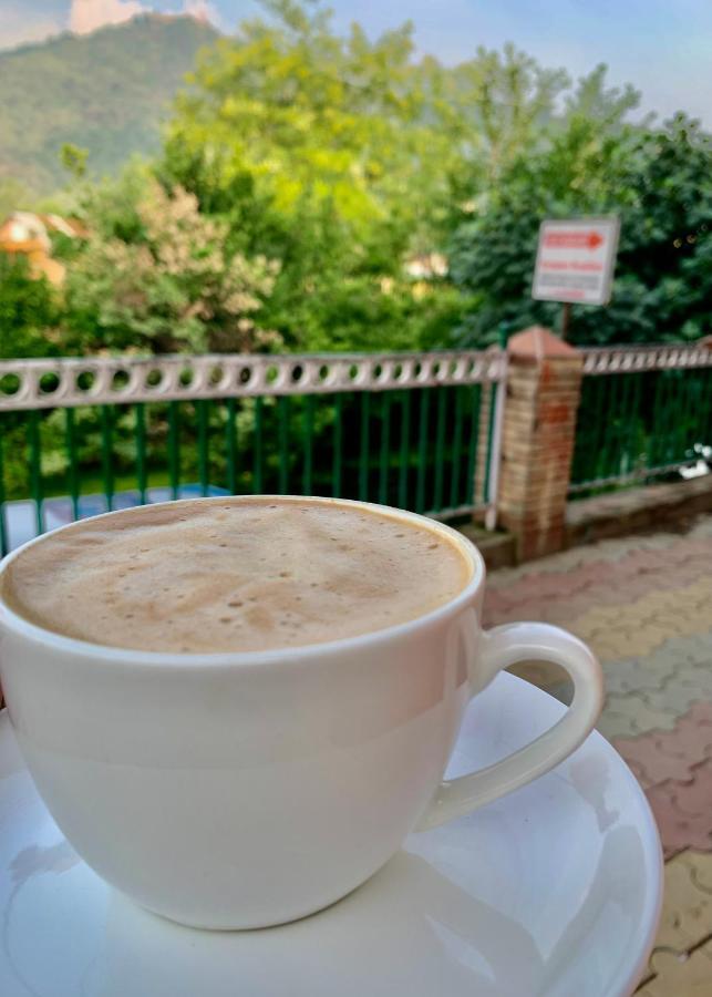 Crescent Srinagar (Jammu and Kashmir)