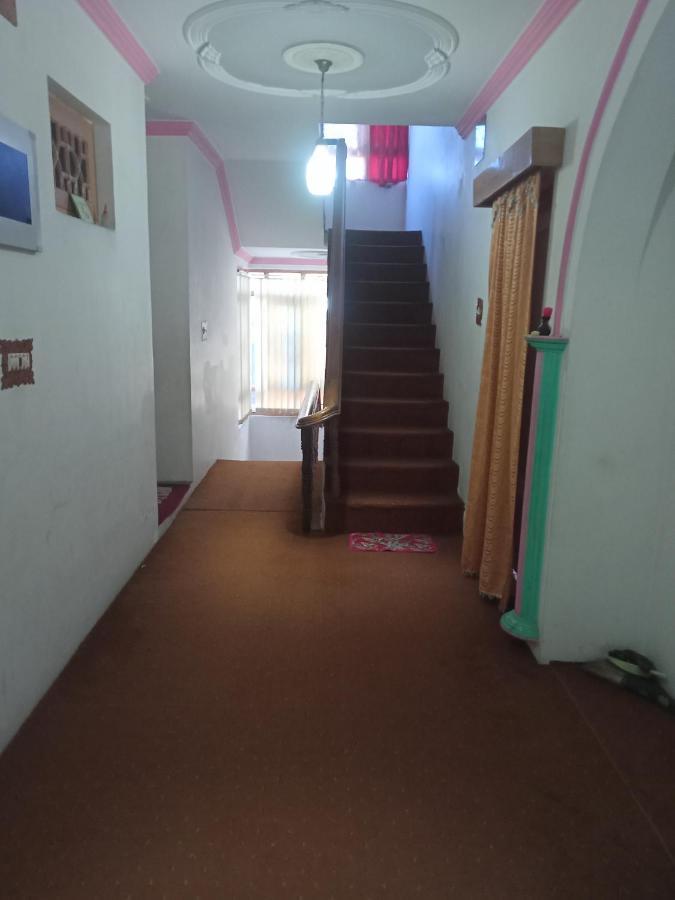 Grand Inayat Bed & Breakfast *