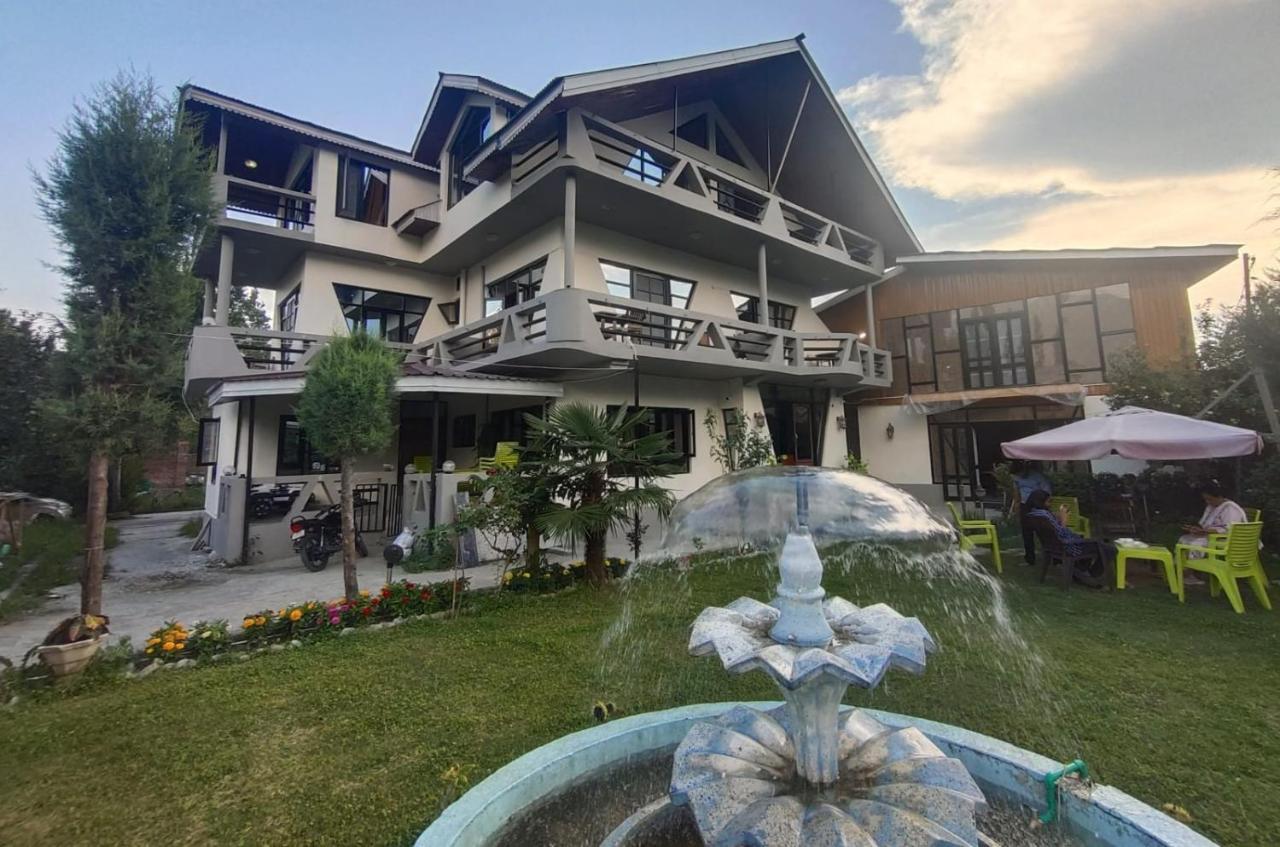 Petals Of Chinar Hospitality * Srinagar (Jammu and Kashmir)