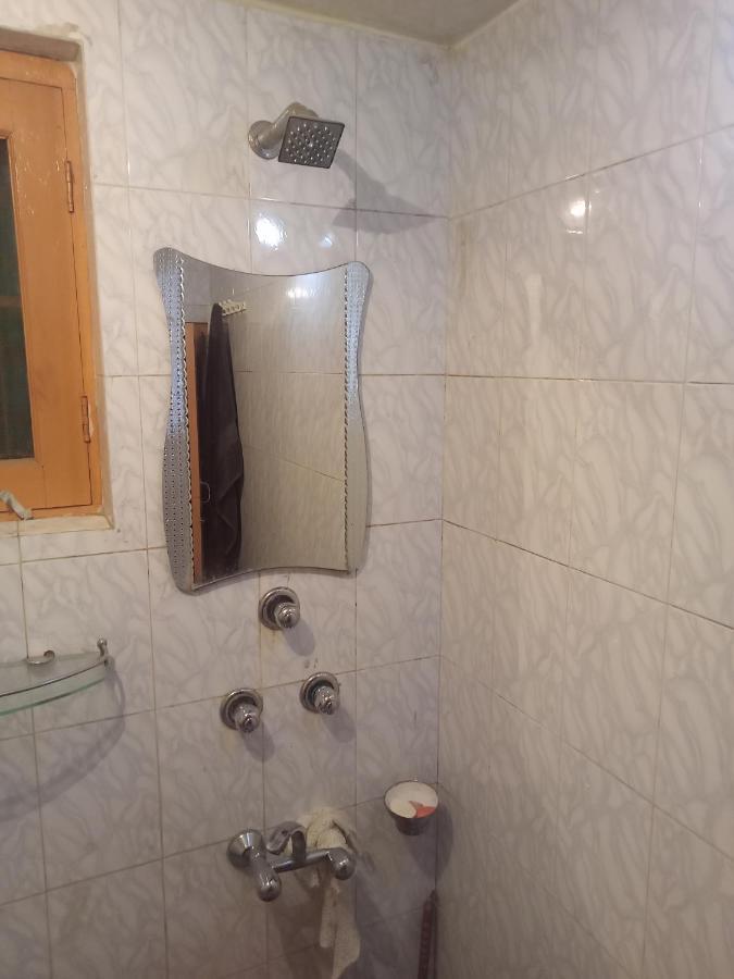 Bed & Breakfast Grand Inayat Srinagar (Jammu and Kashmir)
