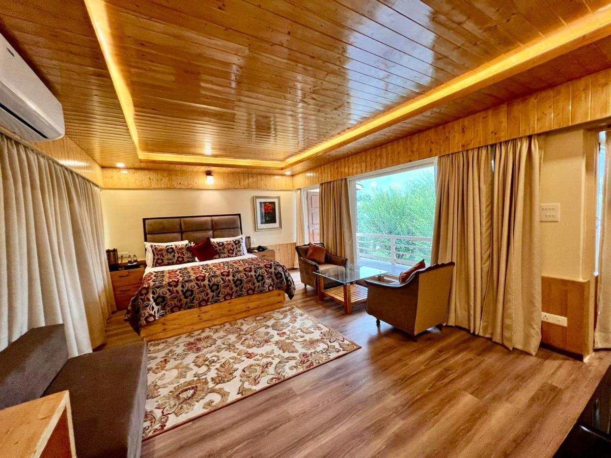 The Orchard Retreat &