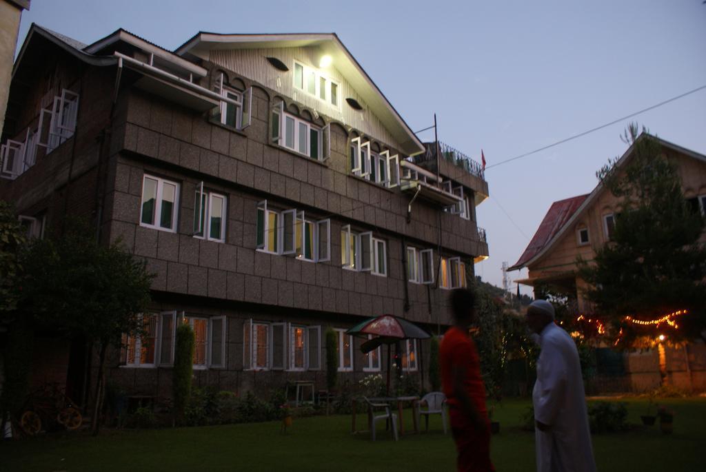 Humza 2* Srinagar (Jammu and Kashmir)