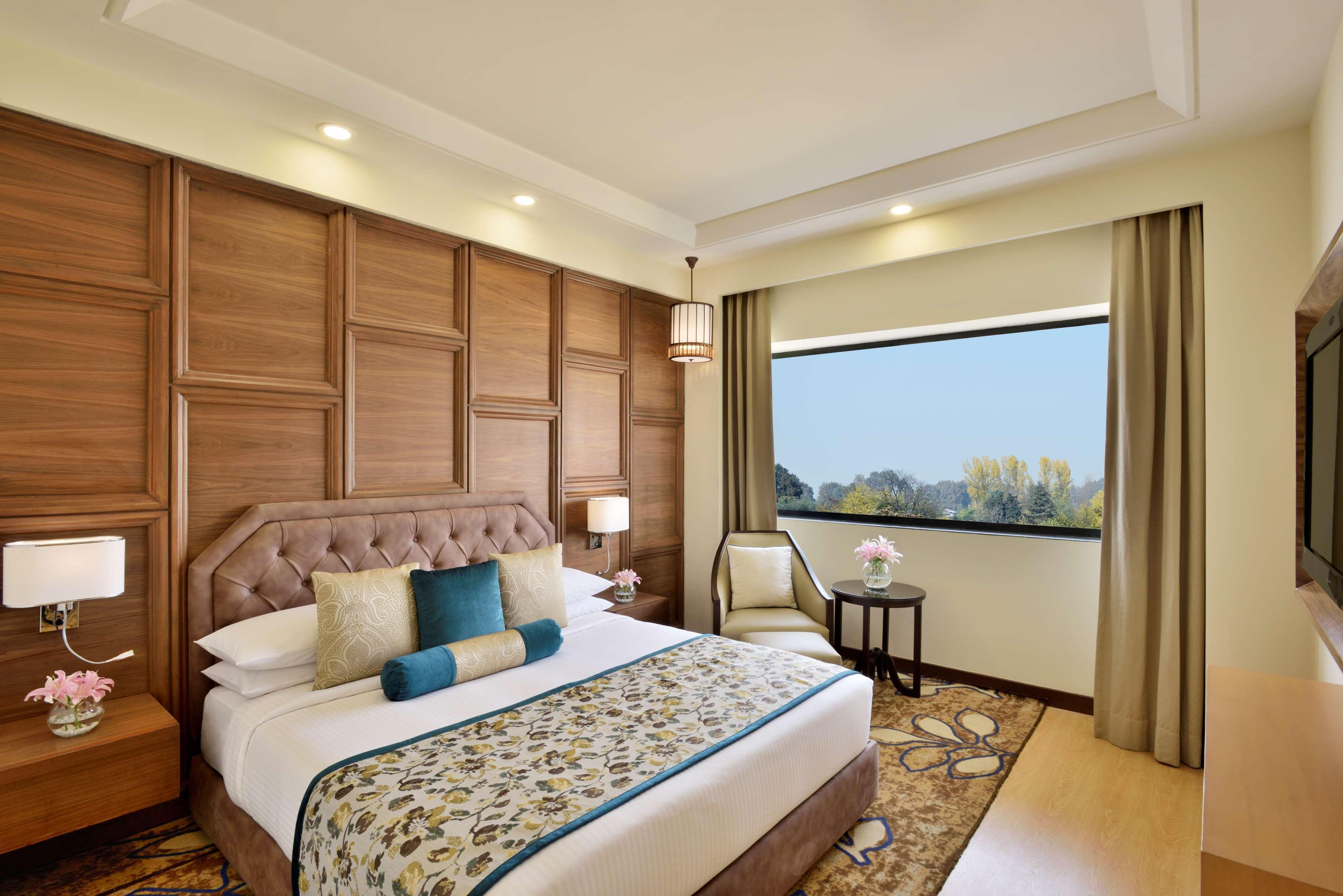 Radisson Hotel 4*