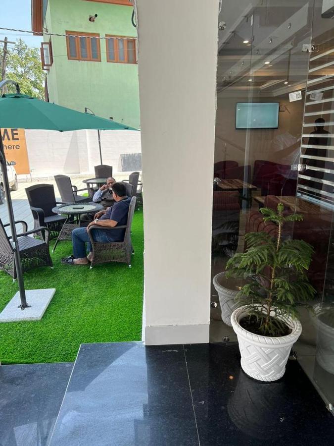 Kareem Residency 4* Srinagar (Jammu and Kashmir)