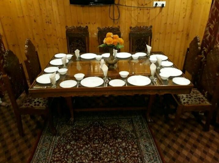 Himalayan Heritage Group Of Houseboats Srinagar (Jammu and Kashmir)