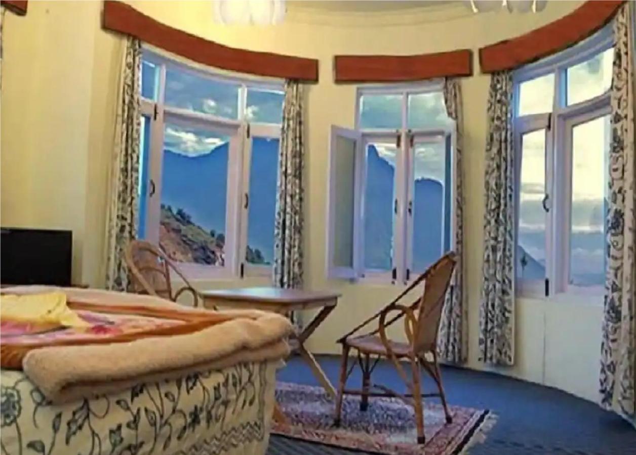 Hotel Calm Holiday