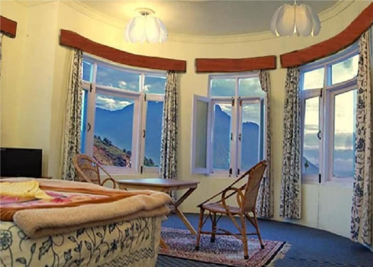 Hotel Calm Holiday