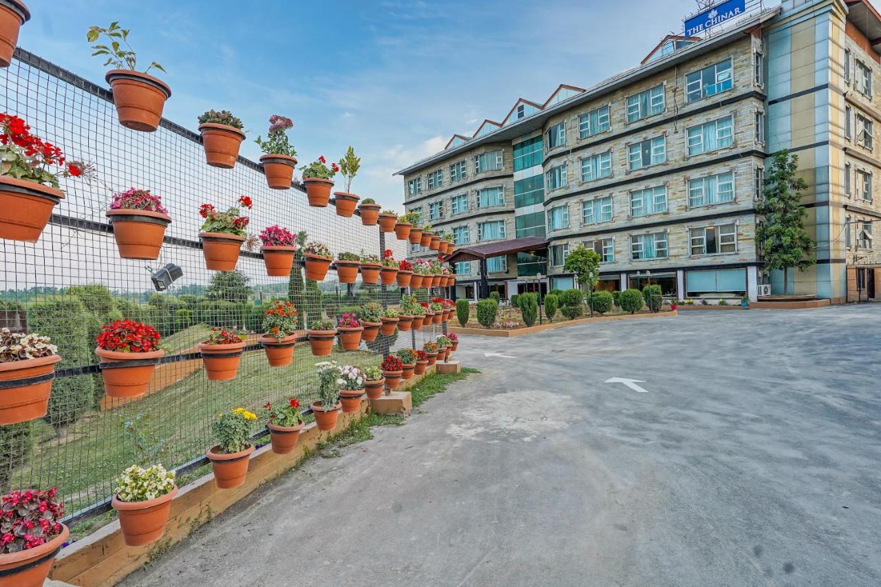 Hotel The Chinar Srinagar (Jammu and Kashmir)