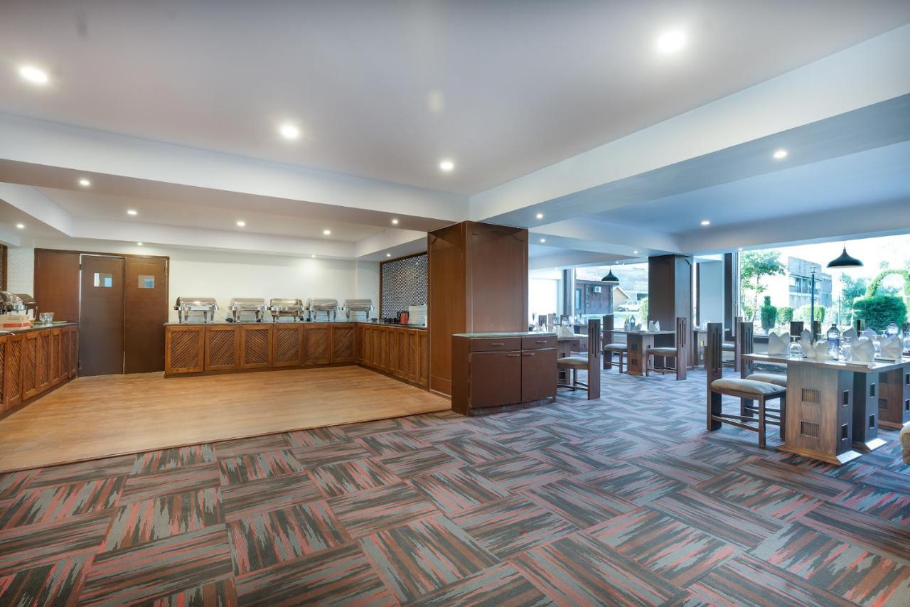 The Chinar Hotel 4*