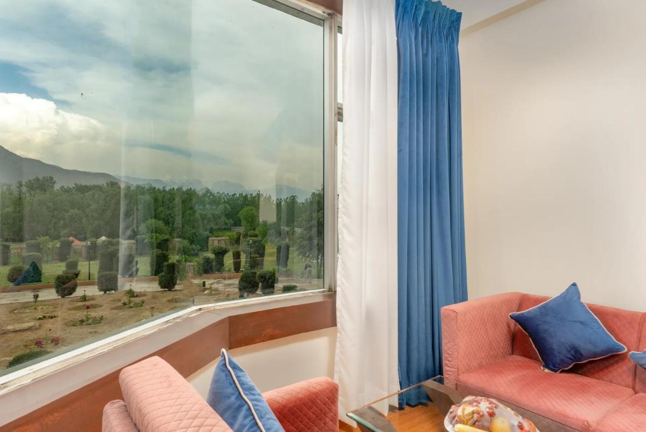 Hotel The Chinar