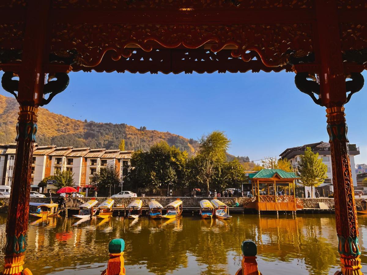 The Heritage Gemini Group Of Houseboat Hotel Srinagar (Jammu and Kashmir)