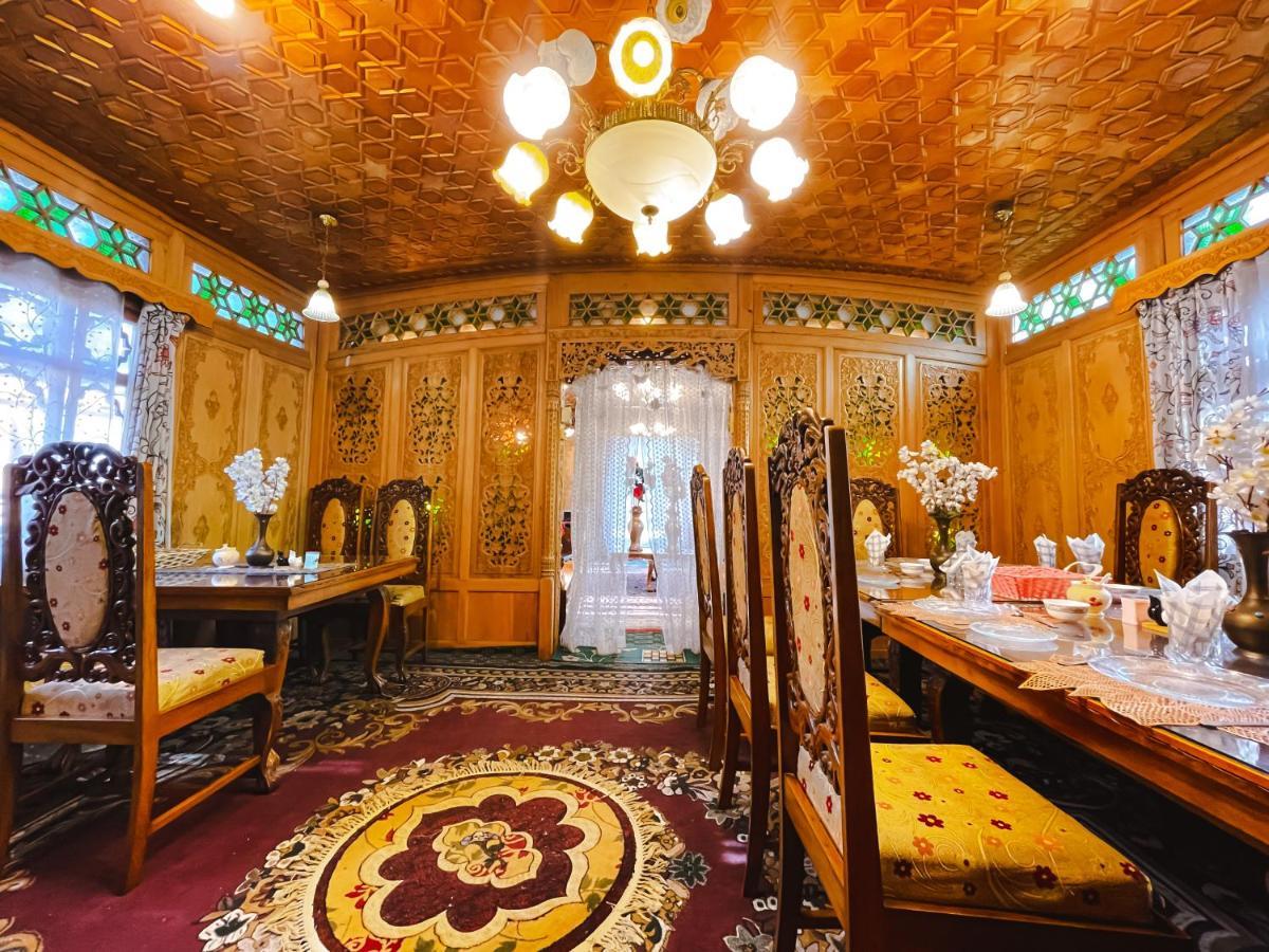 Hotel The Heritage Gemini Group Of Houseboat Srinagar (Jammu and Kashmir)
