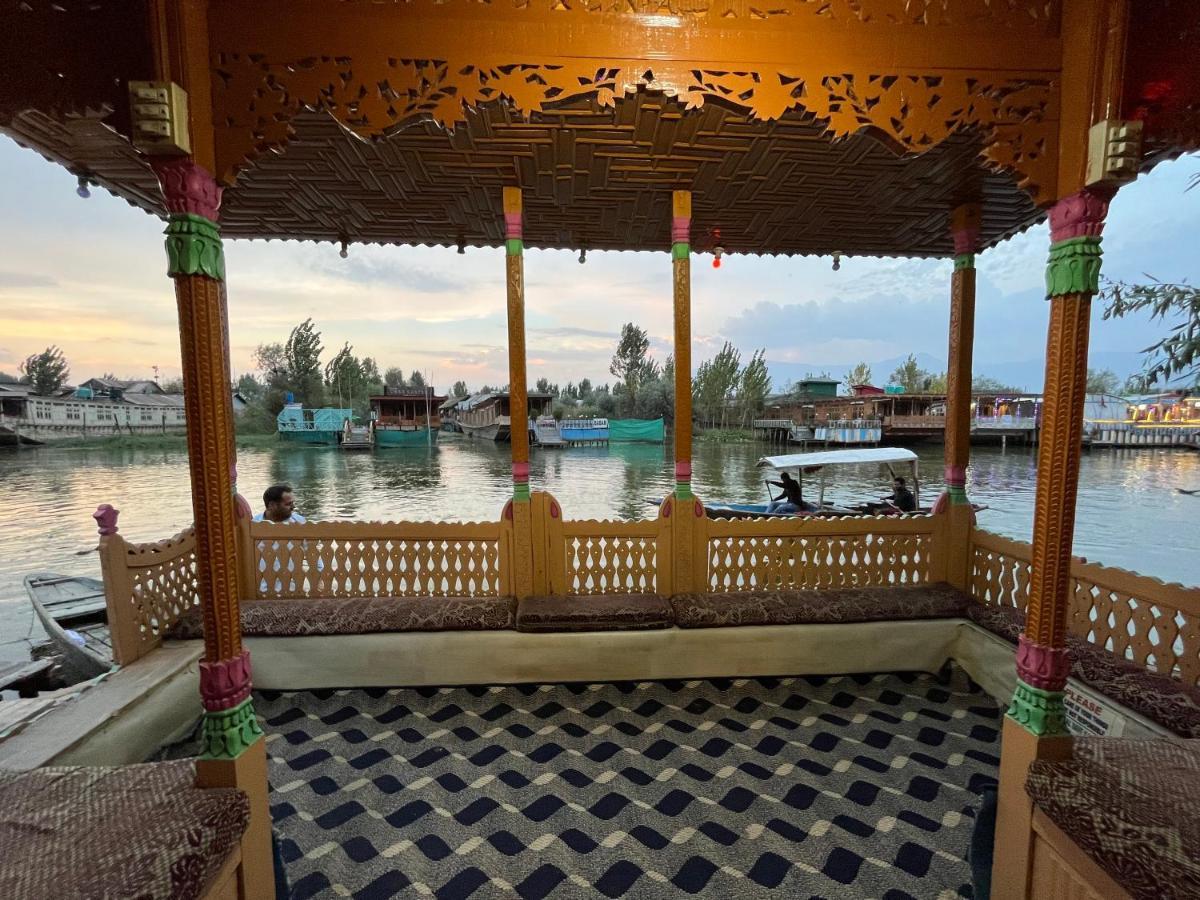 New Silver Jubilee Heritage Group Of Houseboats 3* Srinagar (Jammu and Kashmir)