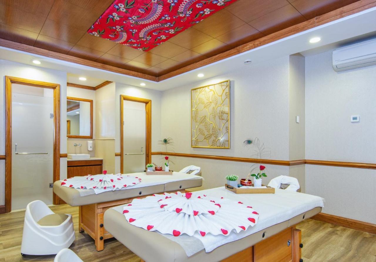 Fortune Heevan, - Member Itc Hotels' Group