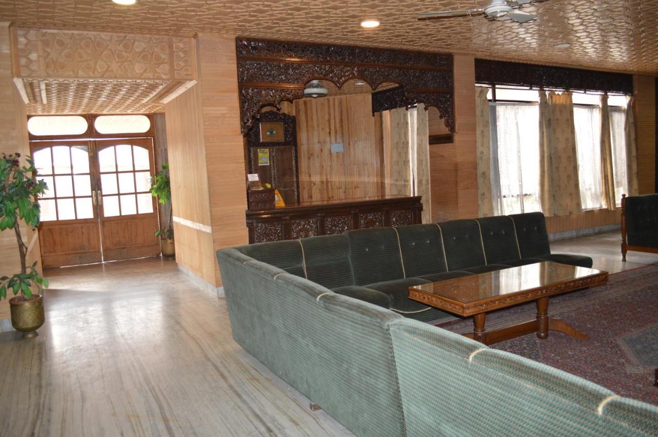 Duke 3* Srinagar (Jammu and Kashmir)