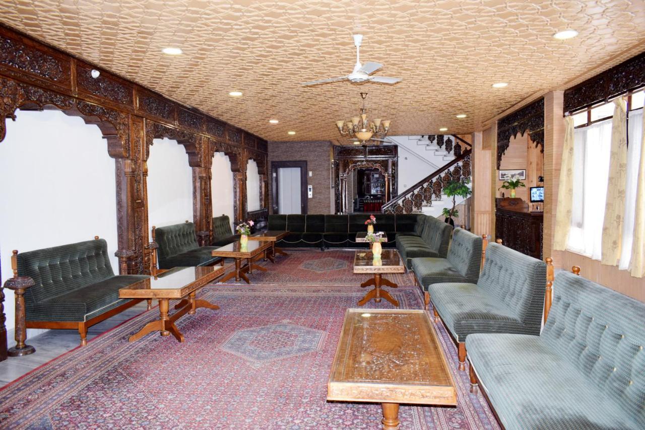 Duke 3* Srinagar (Jammu and Kashmir)