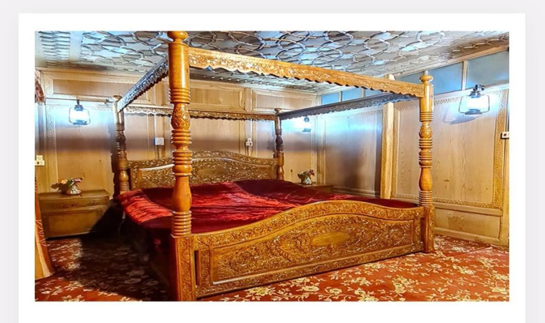 Lala Rulh Heritage Group Of Houseboats Srinagar (Jammu and Kashmir)