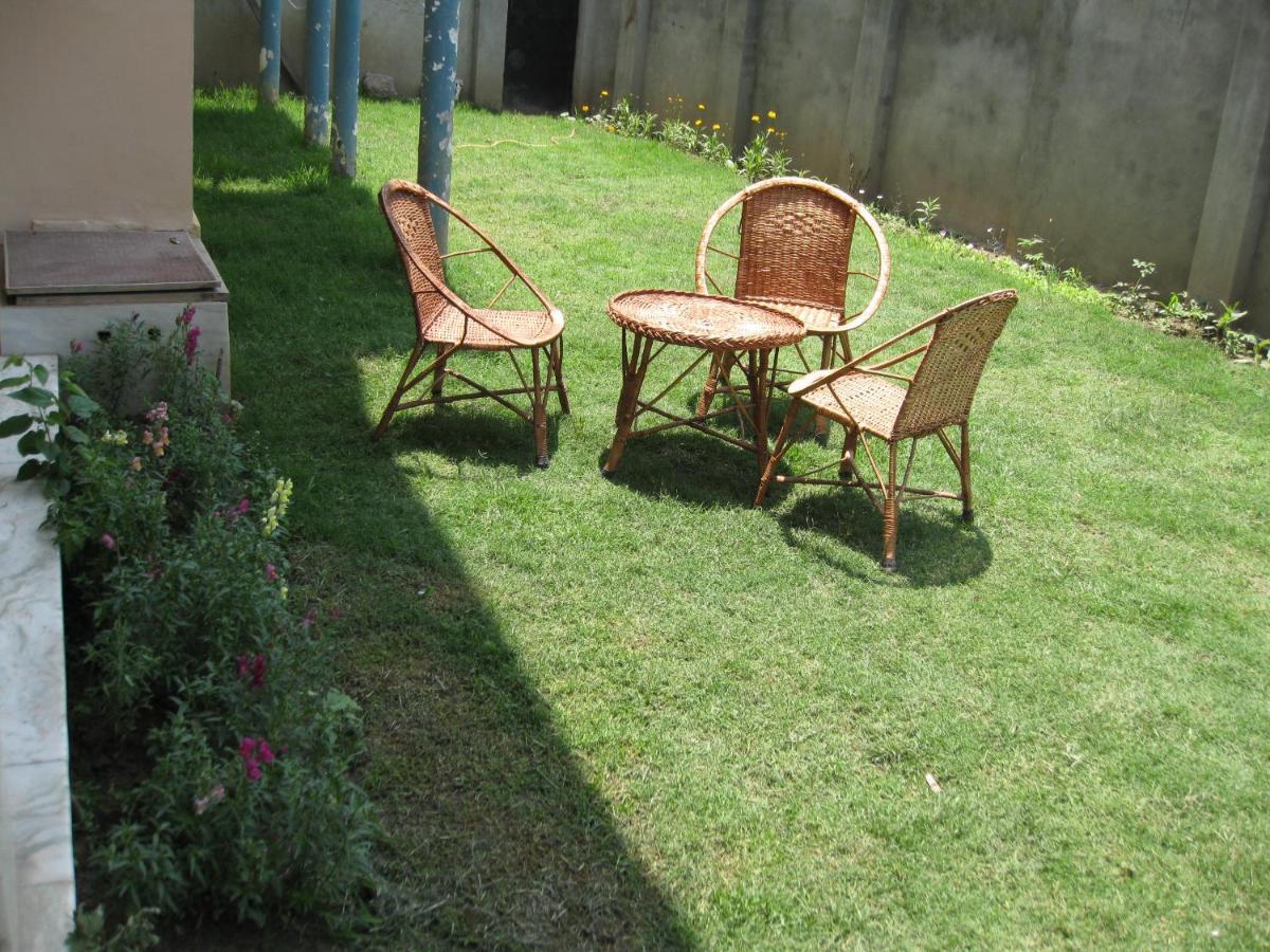 Gulistan 3* Srinagar (Jammu and Kashmir)